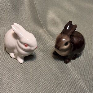 Goebel W Germany #297 Brown & White Rabbits